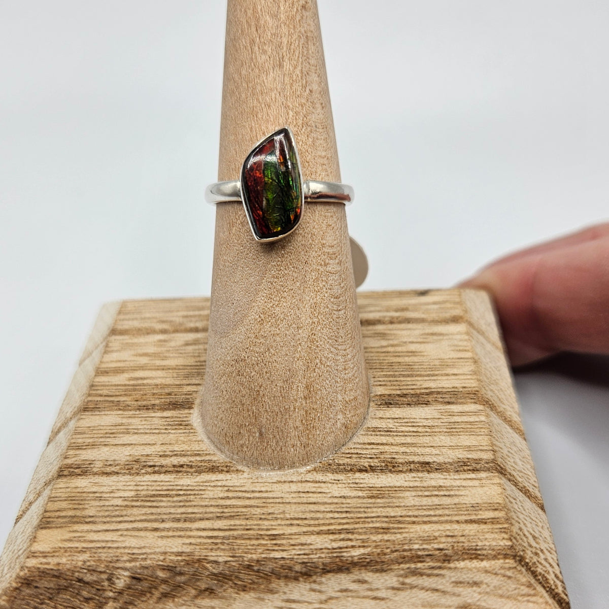 Sterling Silver Ammolite Bezel Ring Size 7.