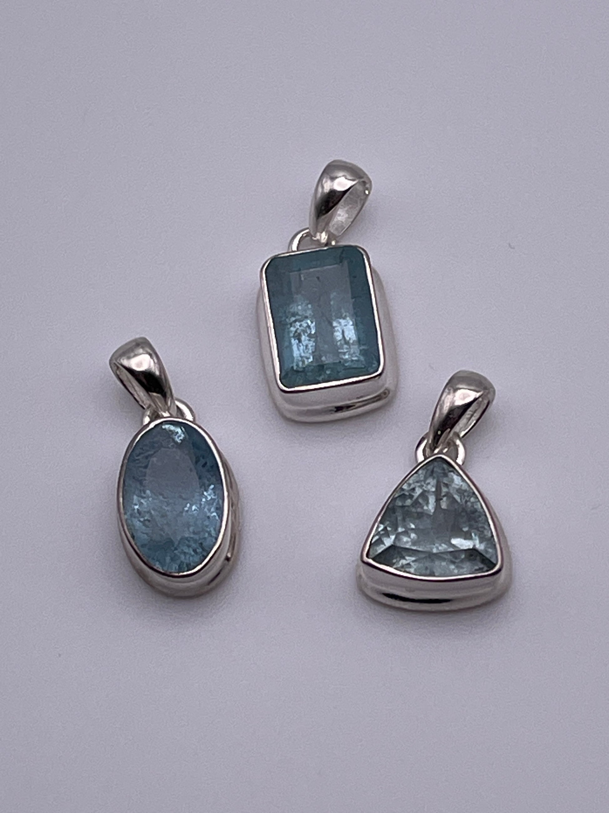 Sterling Silver Aquamarine Faceted Pendant.