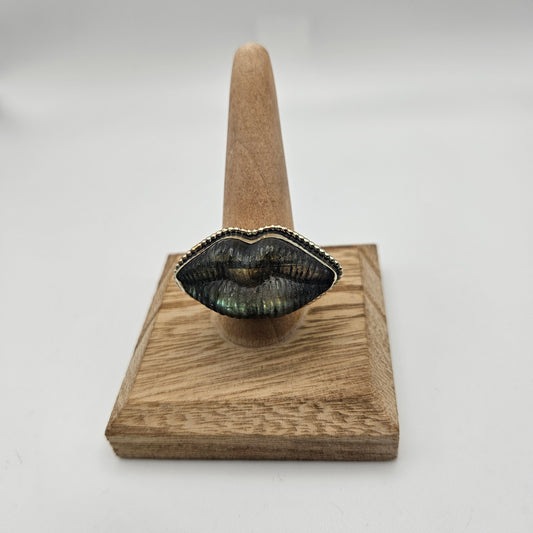 Sterling Silver Carved Labradorite Lips Ring Adjustable 2 inch.