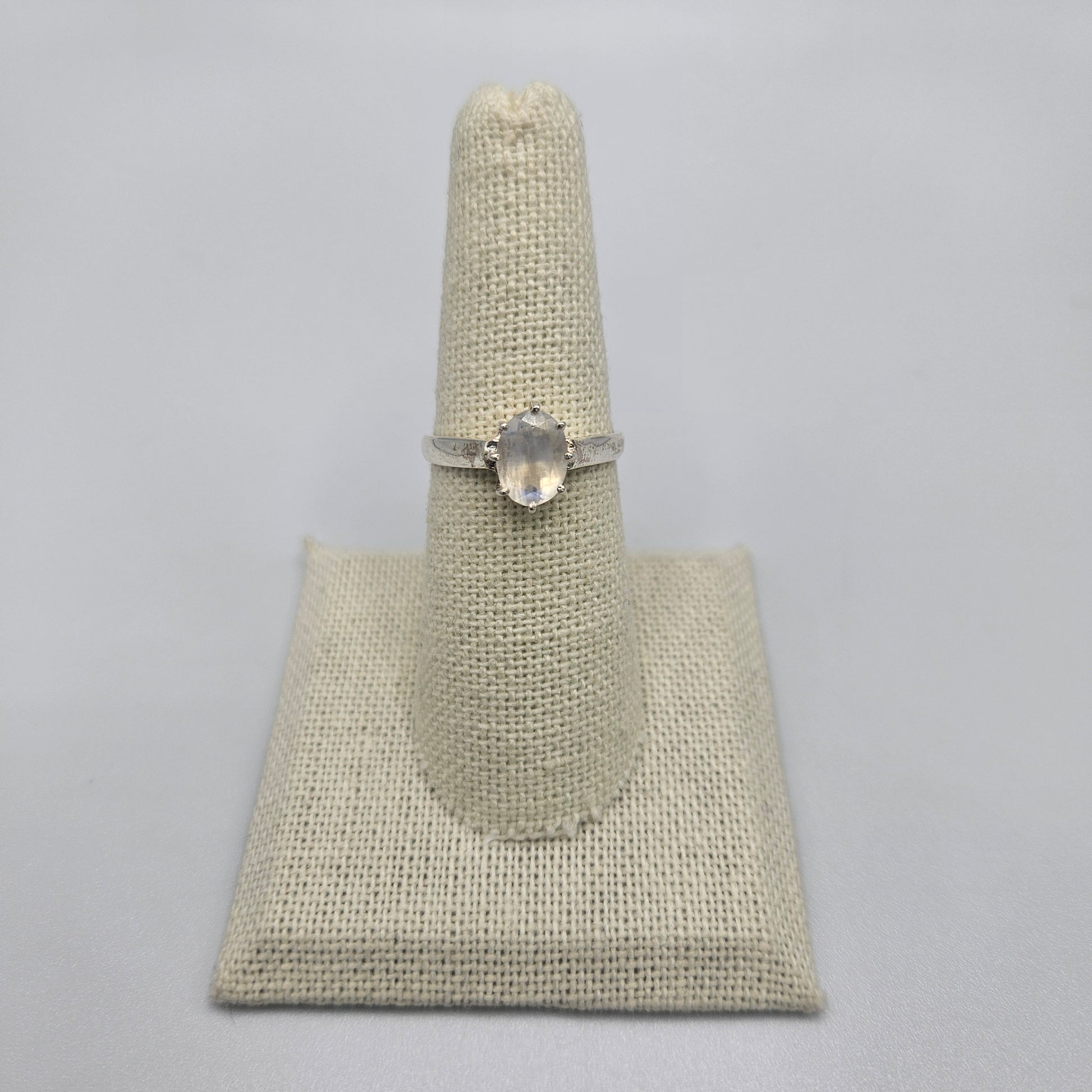 Sterling Silver Claw Set Faceted Moonstone Ring Size 7.