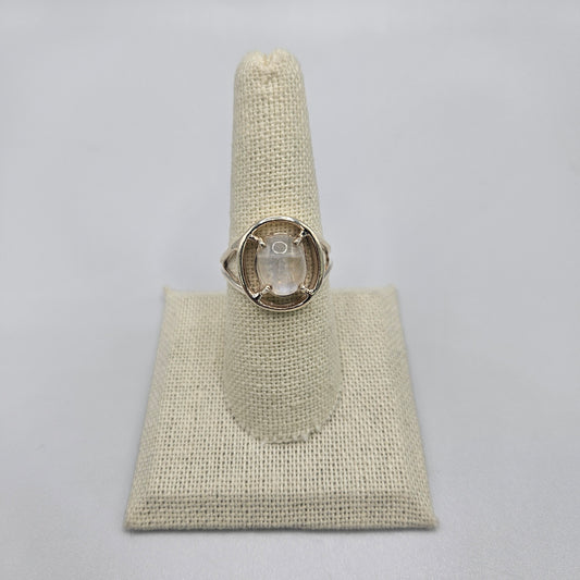 Sterling Silver Claw Set Moonstone Ring Size 8.
