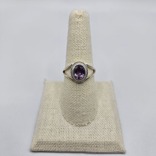 Sterling Silver Faceted Oval Amethyst Ring Size 8.