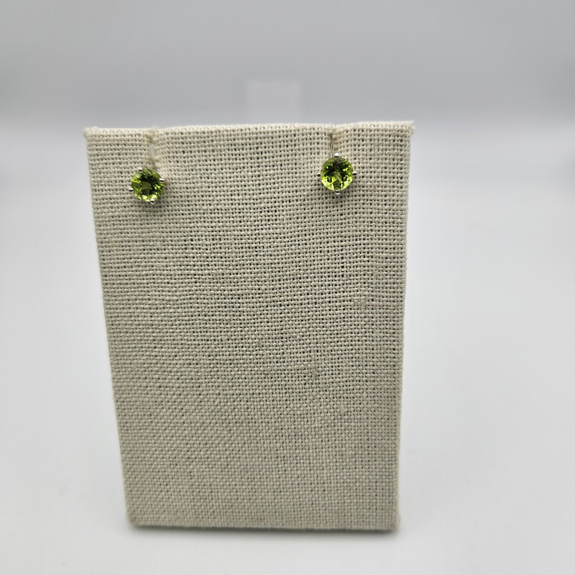 Sterling Silver Faceted Round Peridot Earrings 6mm.