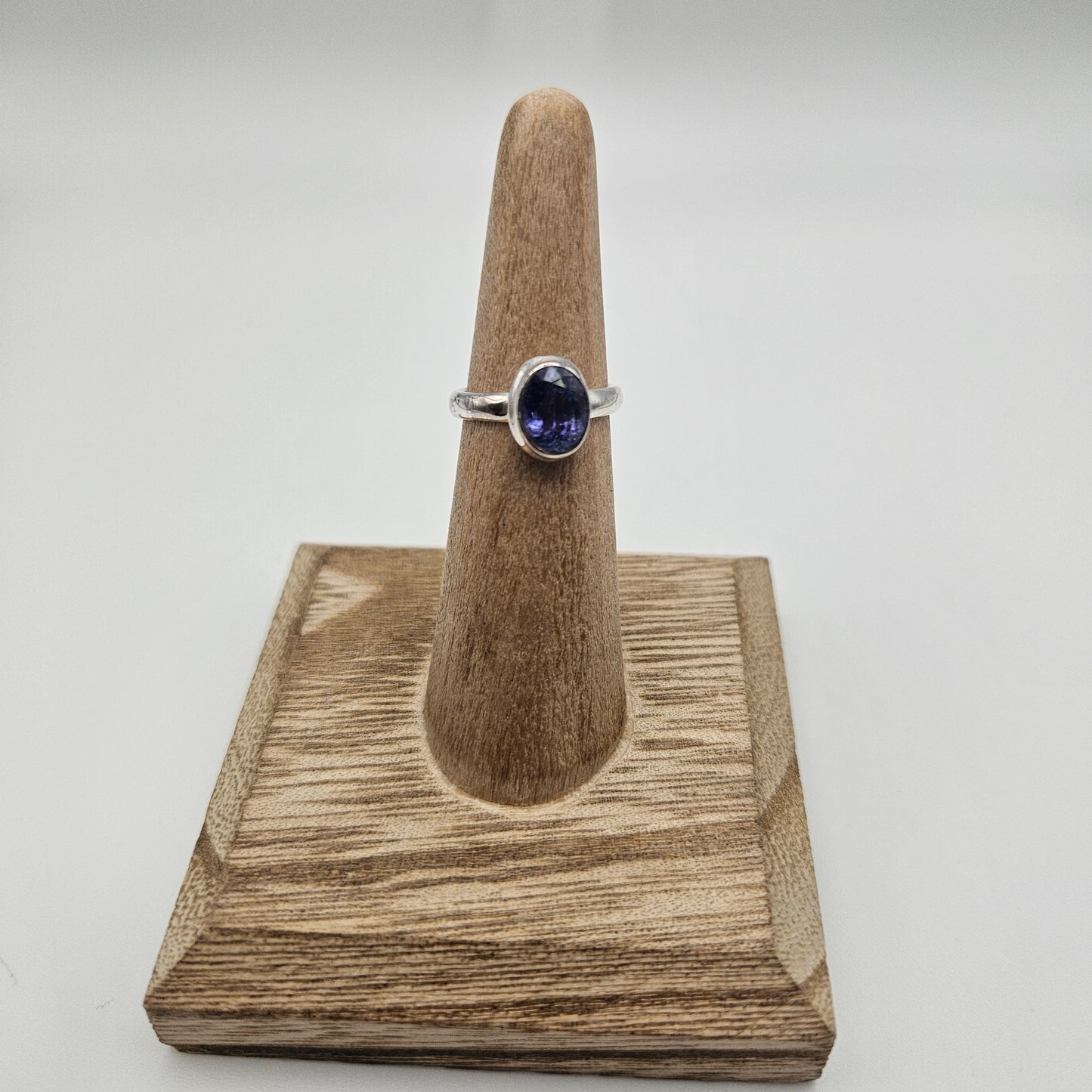 Sterling Silver Faceted Tanzanite Bezel Ring Size 5.