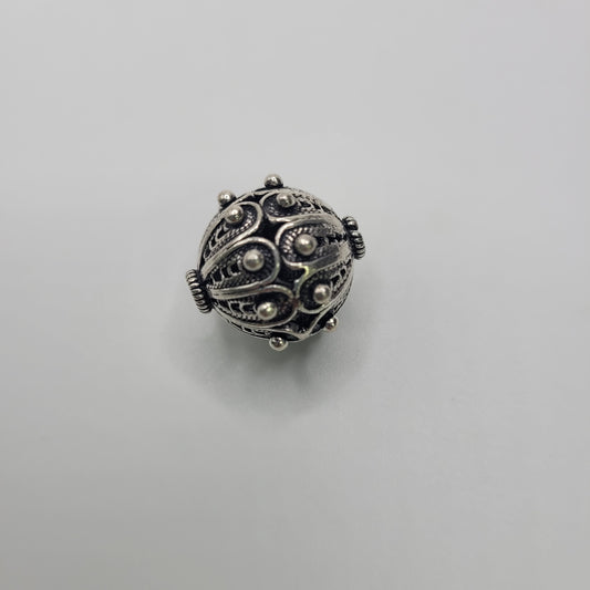 Sterling Silver Large Filligree Bead.