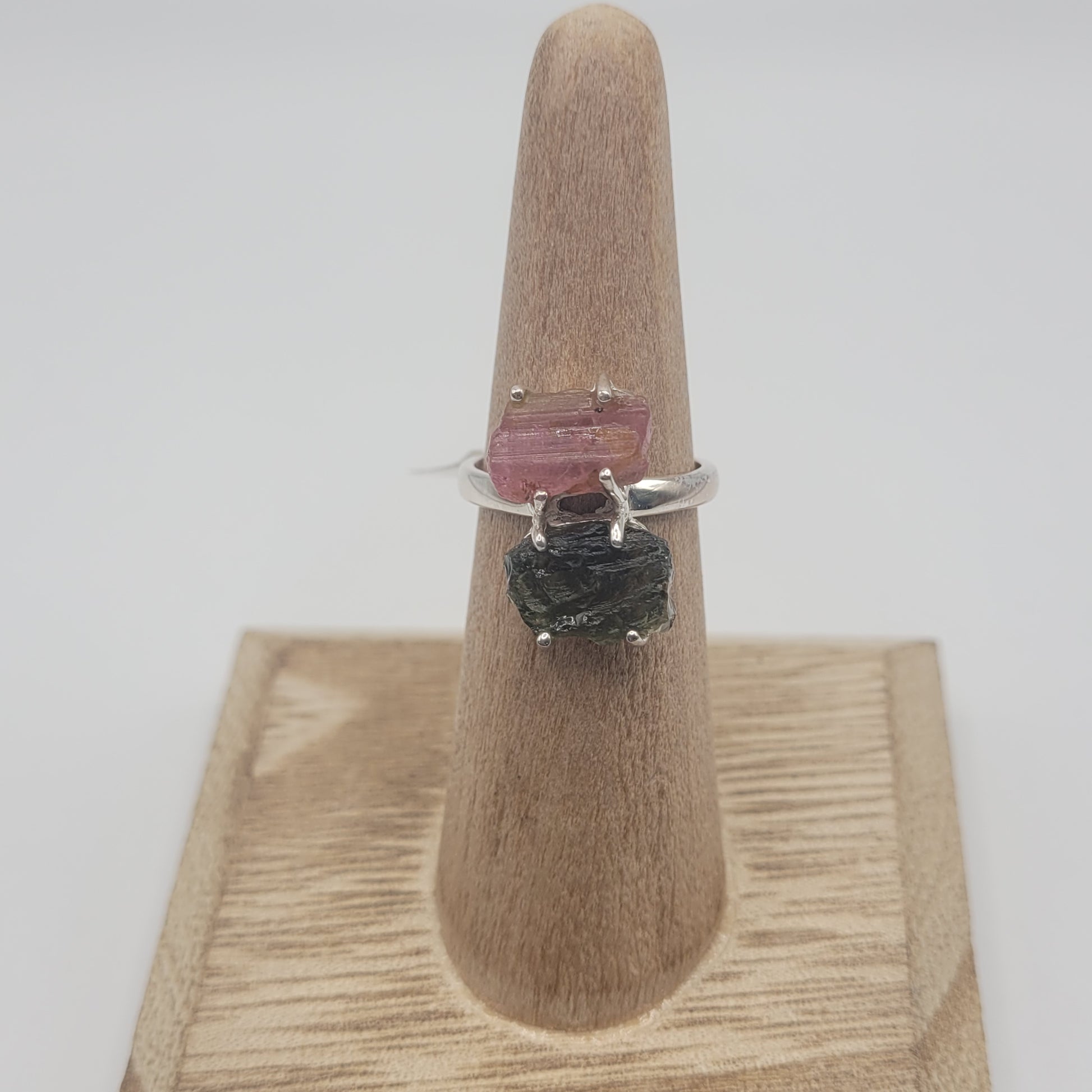 Unique Sterling Silver Moldavite Pink Tourmaline Ring Size 6.