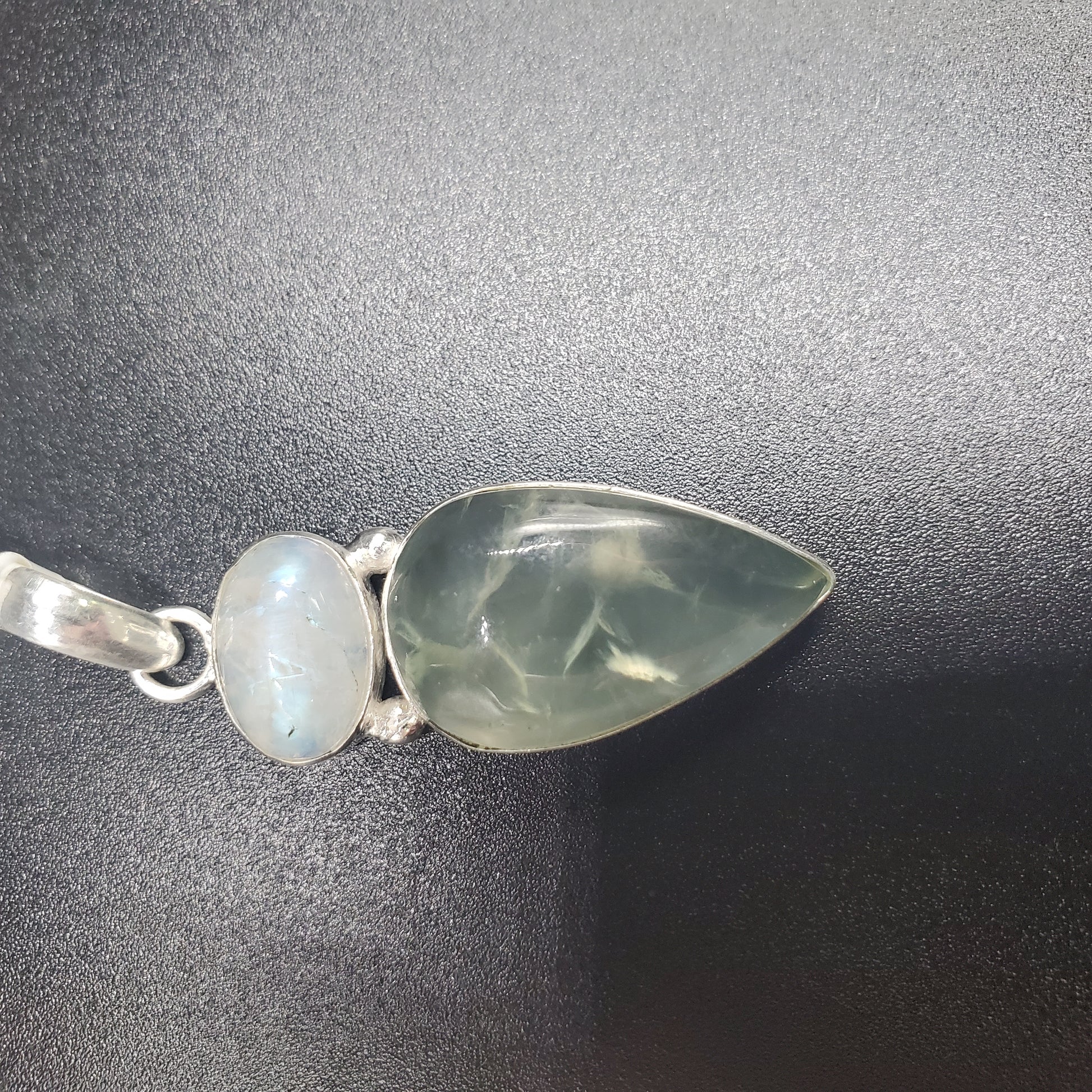 Sterling Silver Prehnite & Moonstone Pendant.