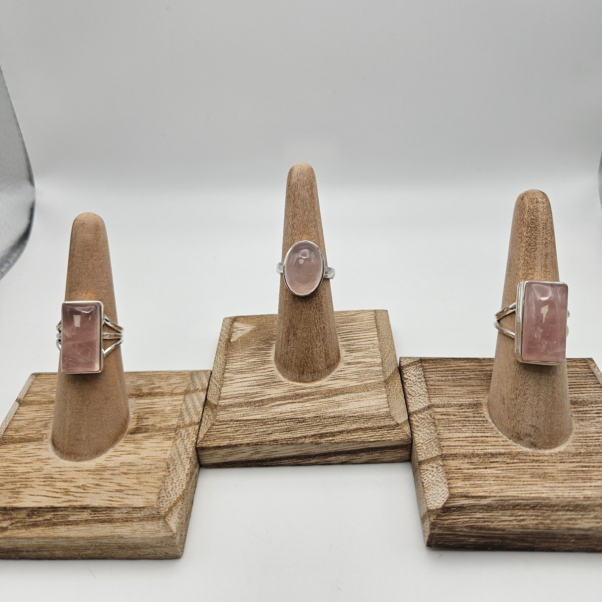 Sterling Silver Rose Quartz Bezel Ring Size 7.