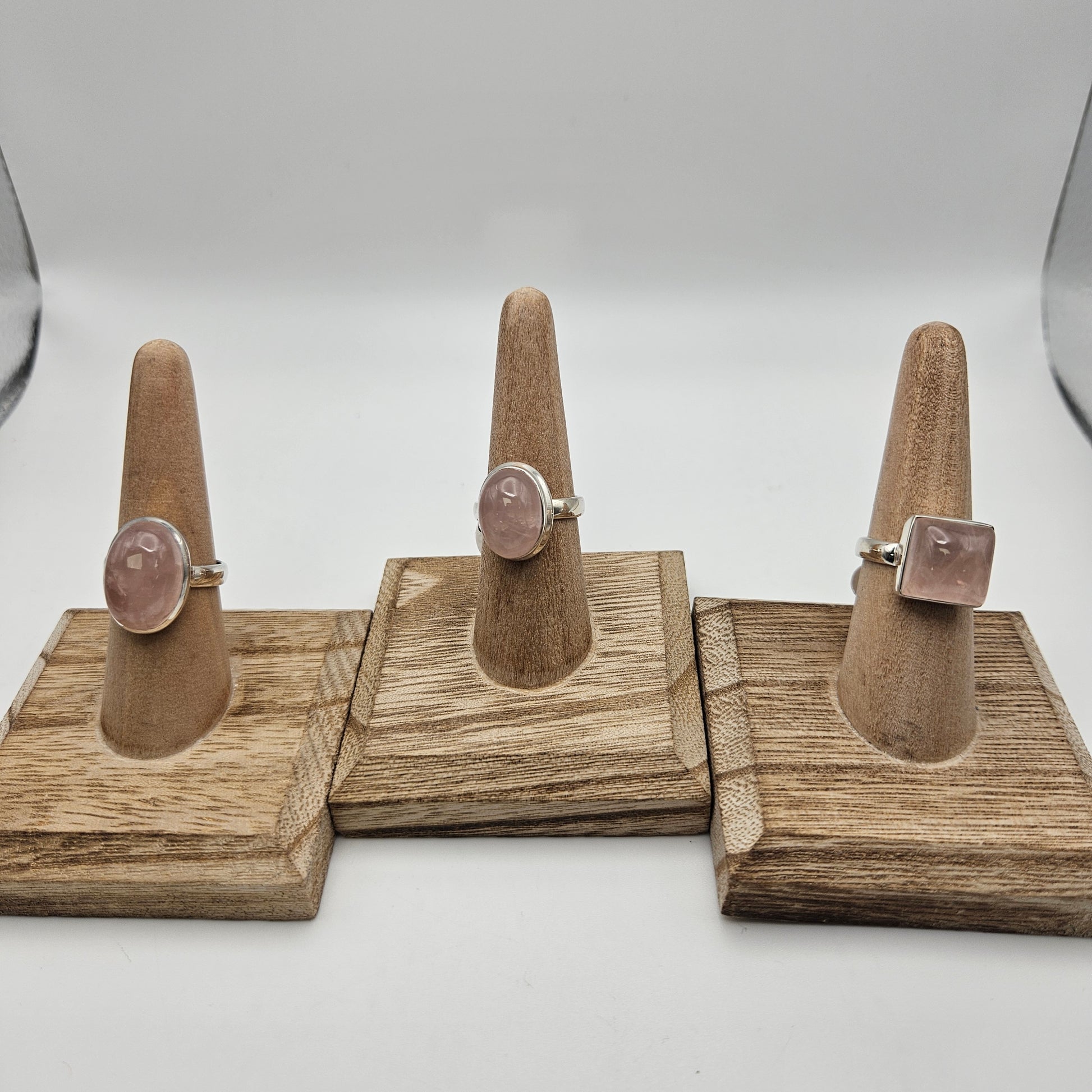 Sterling Silver Rose Quartz Bezel Ring Size 8.