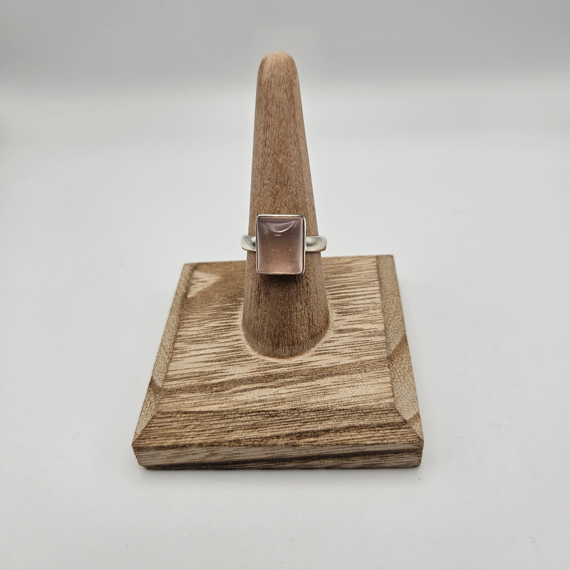 Sterling-Silver-Rose-Quartz-Bezel-Ring-Size-9.