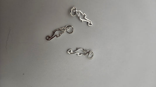 Sterling Silver Seahorse Charm Single.