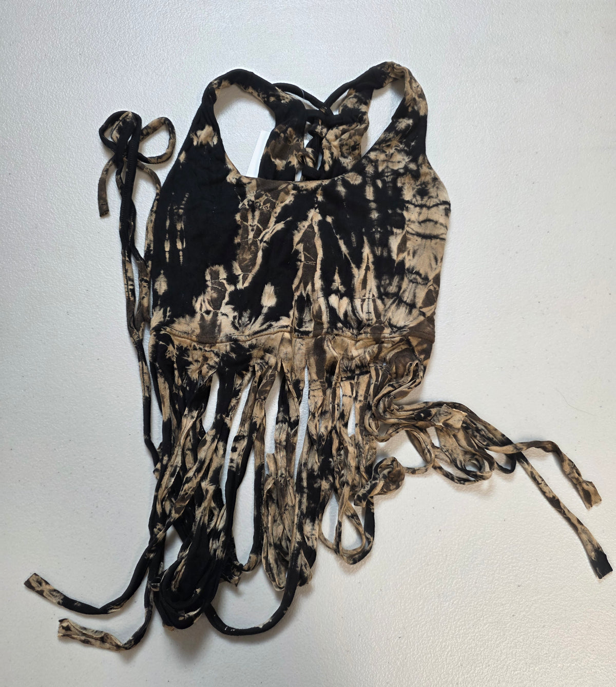 Tie-Dye Fringe Crop-Top White.