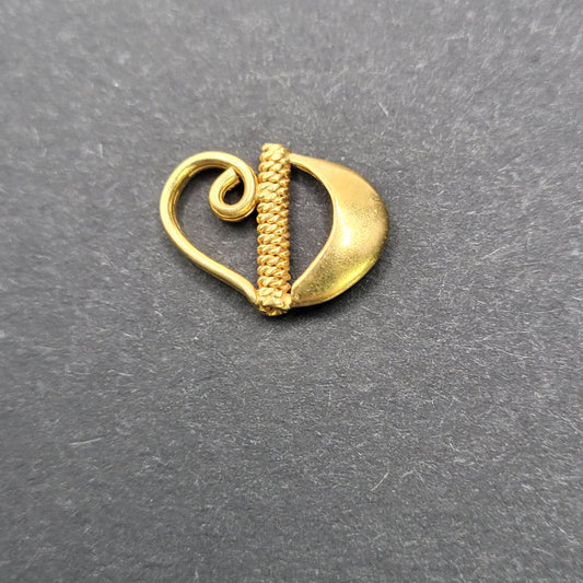 Vermeil Abstract Heart Bead.