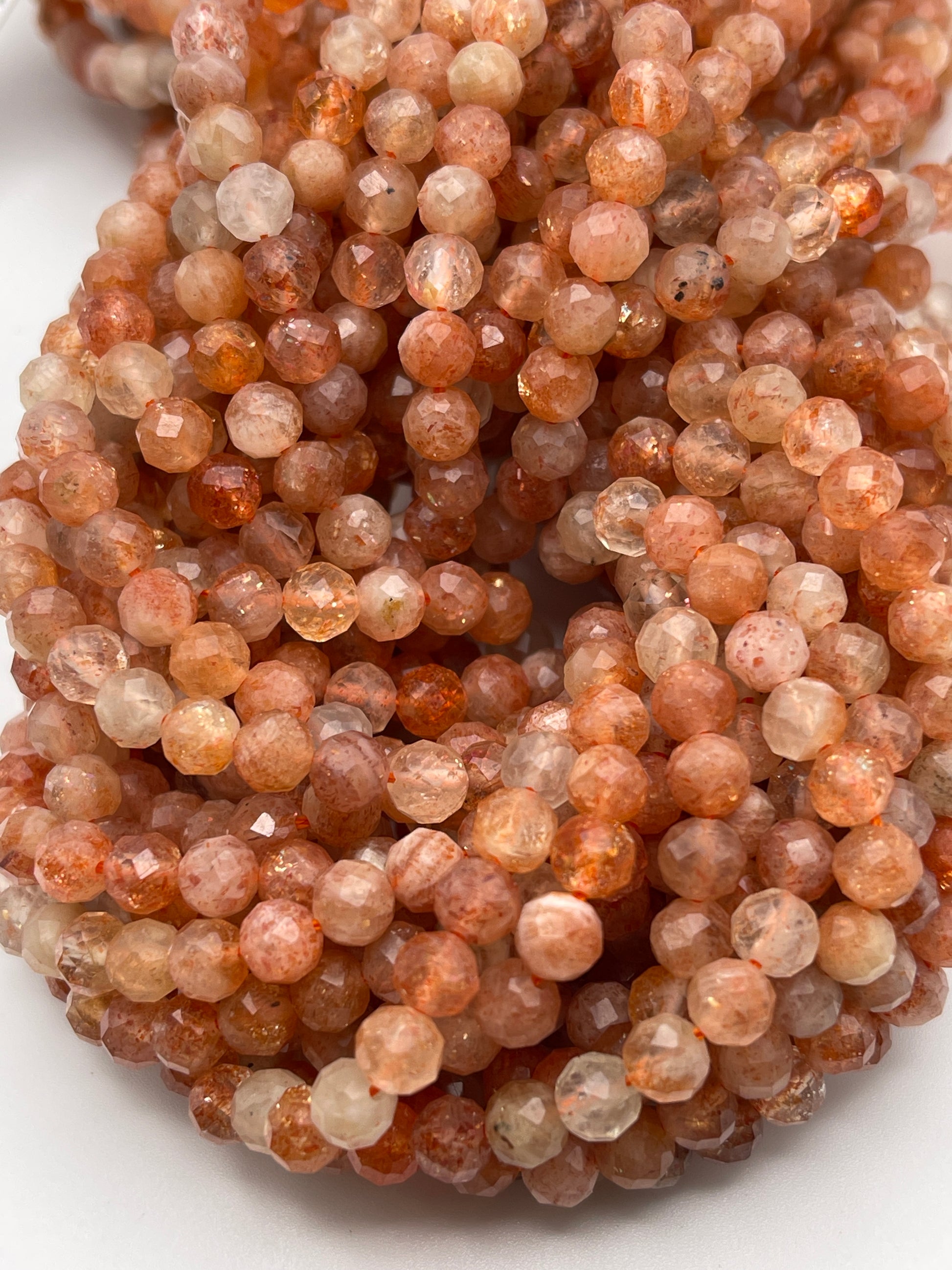 5mm Faceted Sunstone A intr