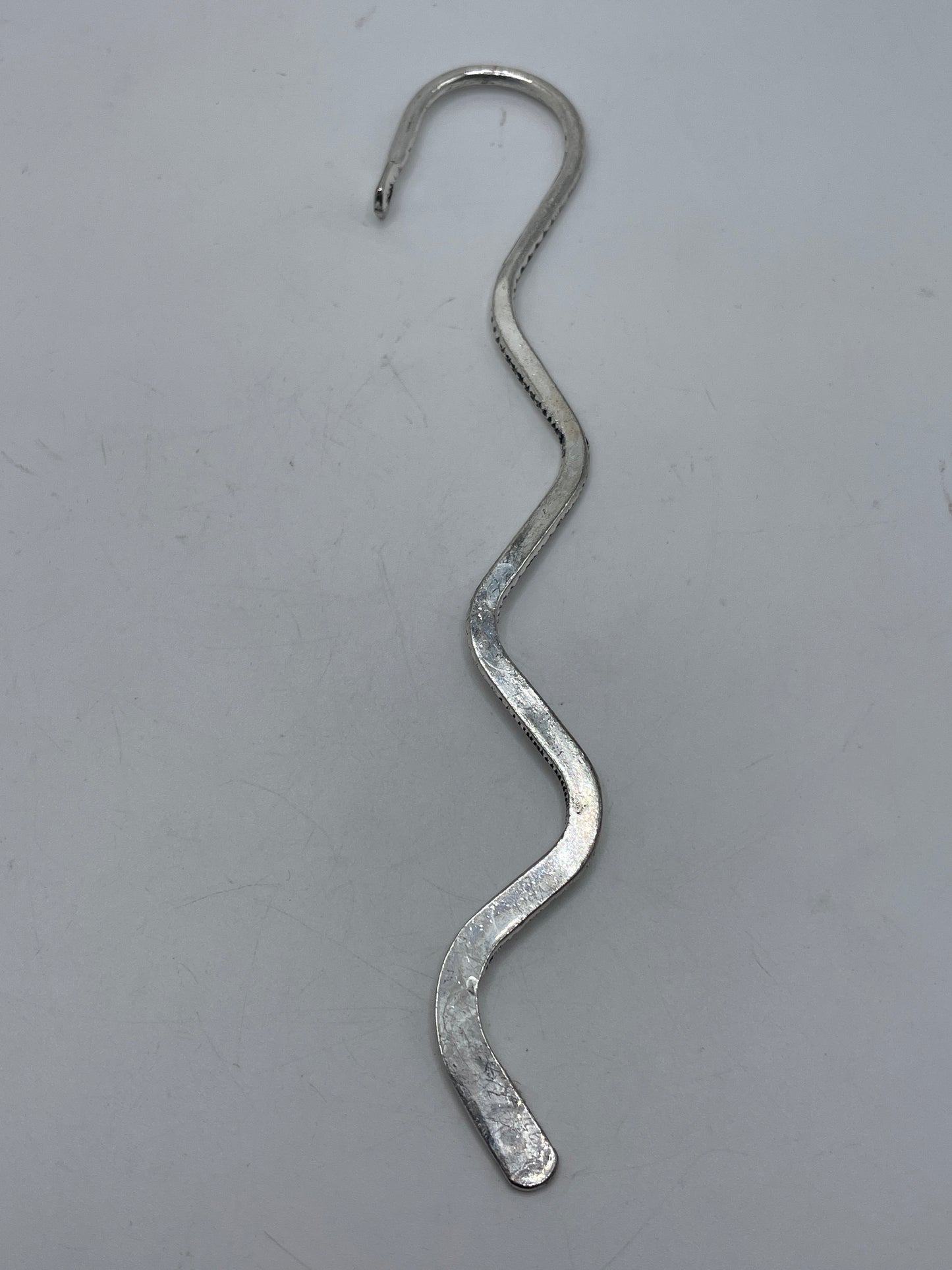 Pewter Plain Squiggle