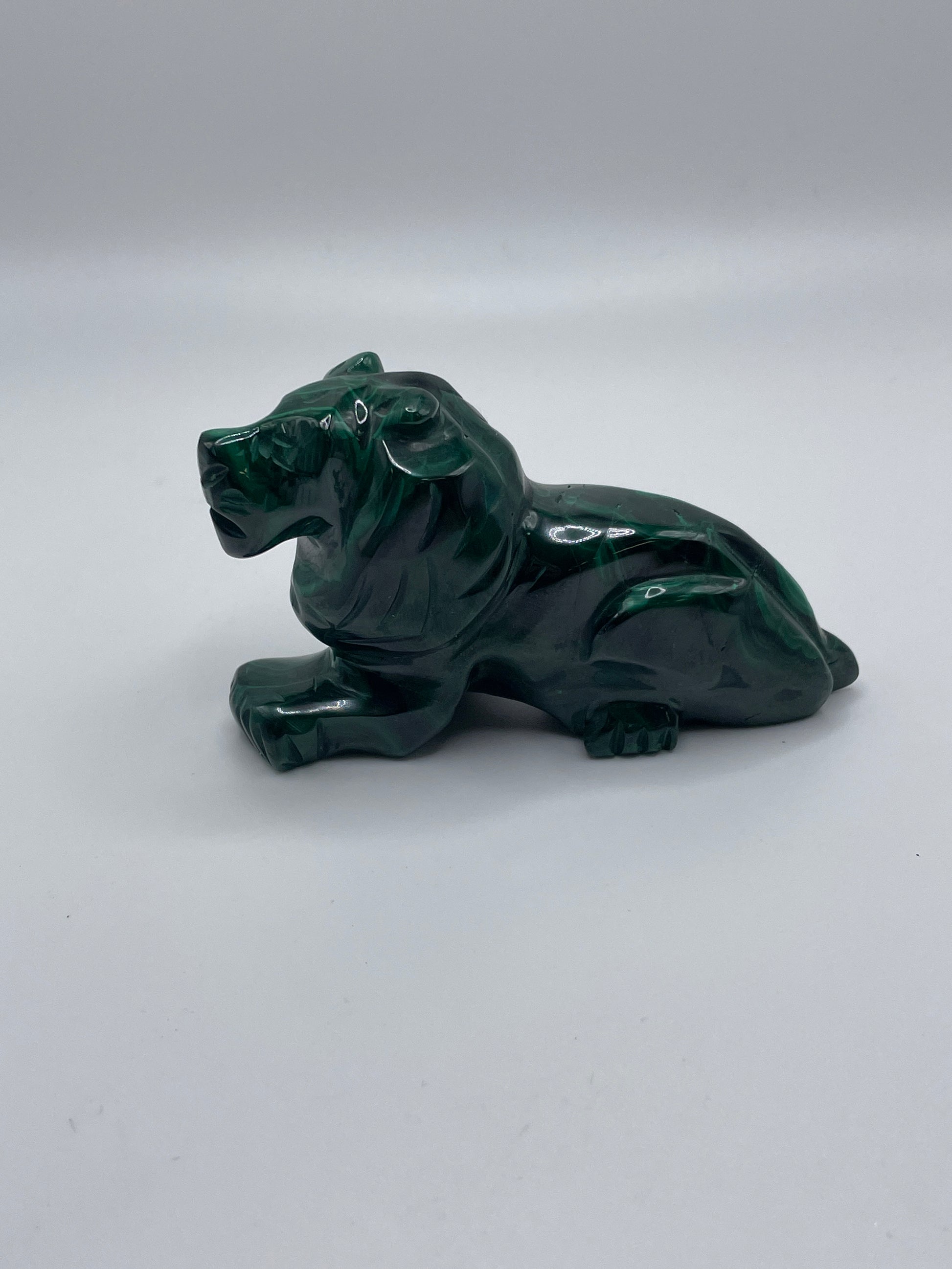 Malachite Lion Relaxing Carving