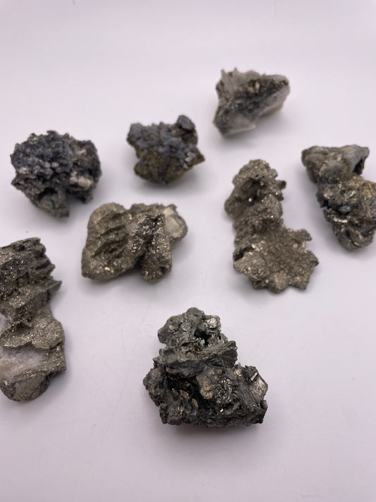 Pyrite On Baryte Medium