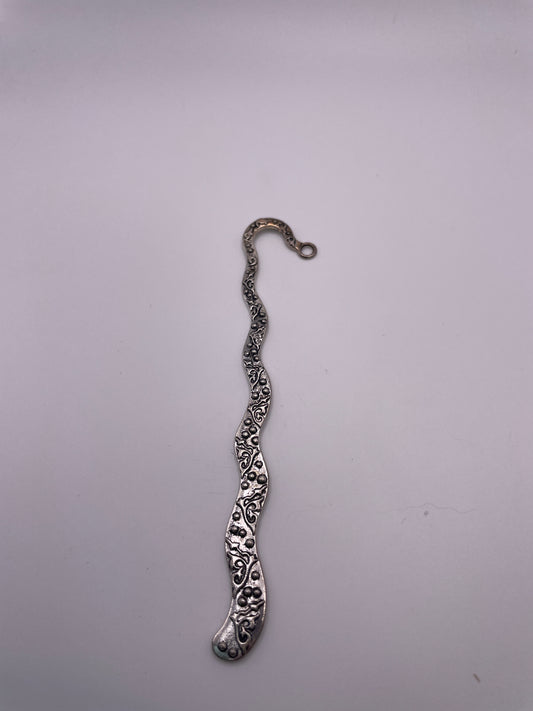 Pewter long hook pendant 1.95