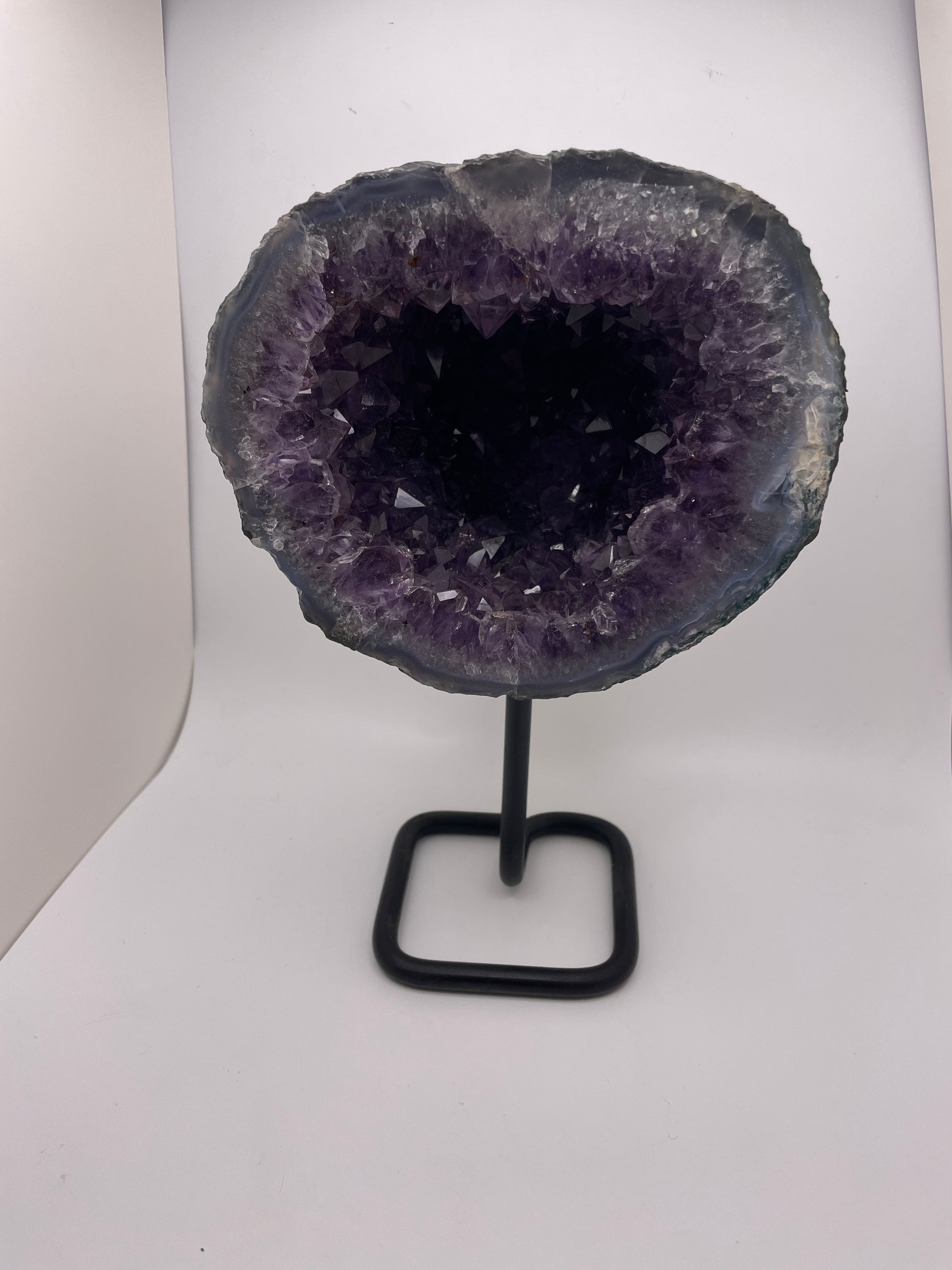 Amethyst On A Stand 149