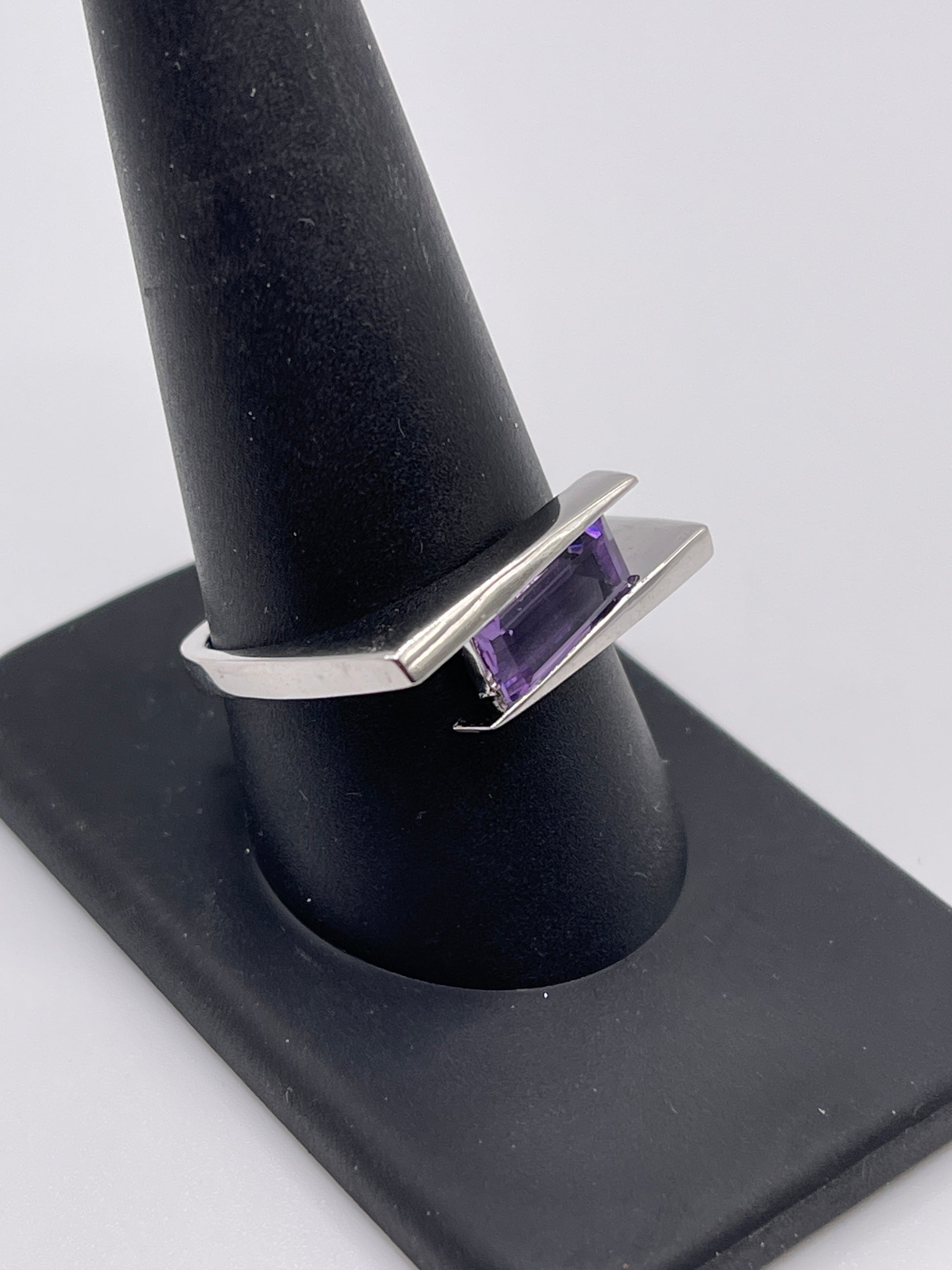 Amethyst Rectangle Art Sterling Silver Ring Size 10