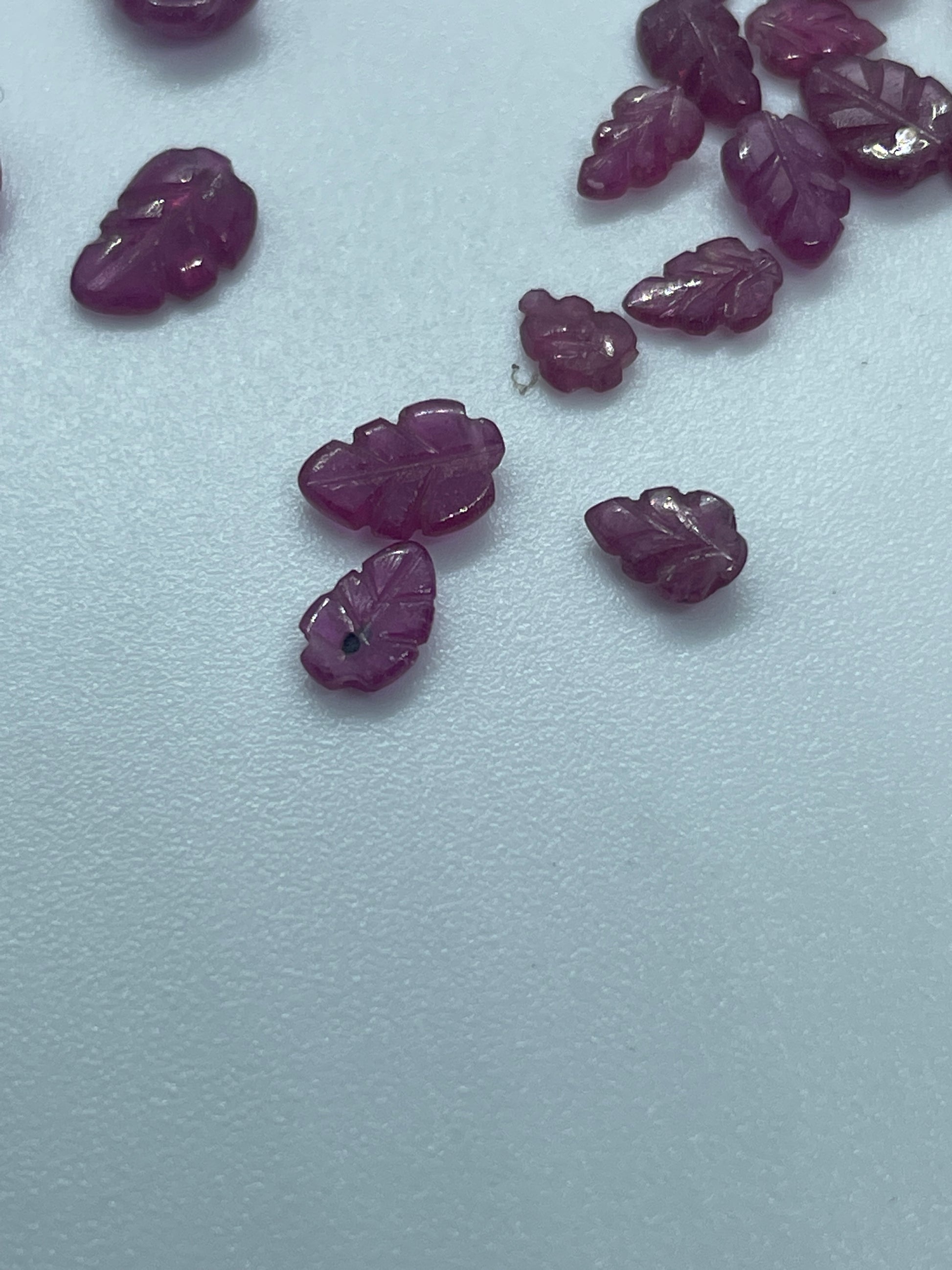 5-8mm Ruby Leaf Carving
