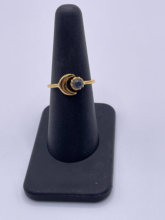 Labradorite Moon Vermeil Ring Size 7