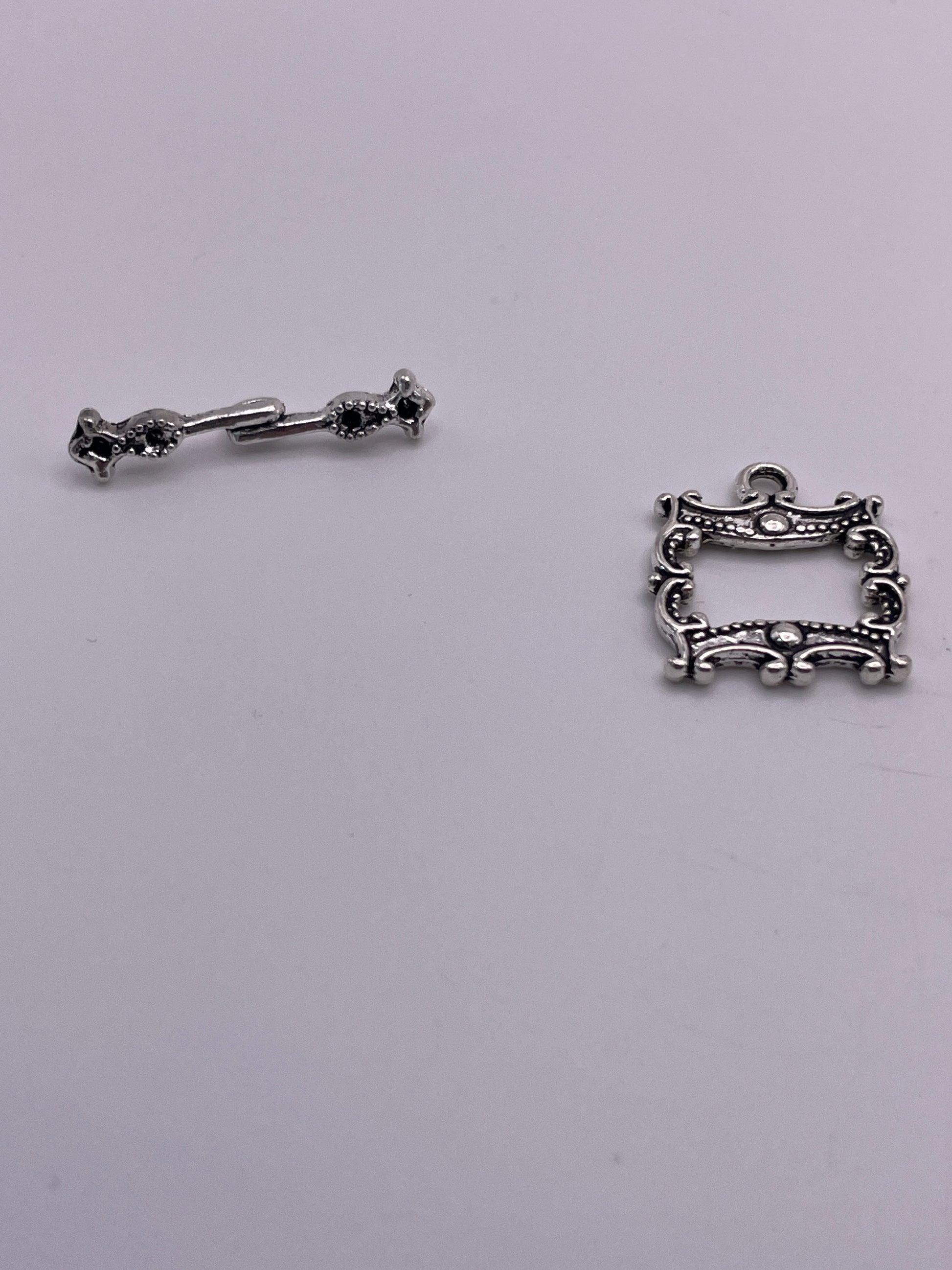 Pewter Frame Toggle Clasp 1.3
